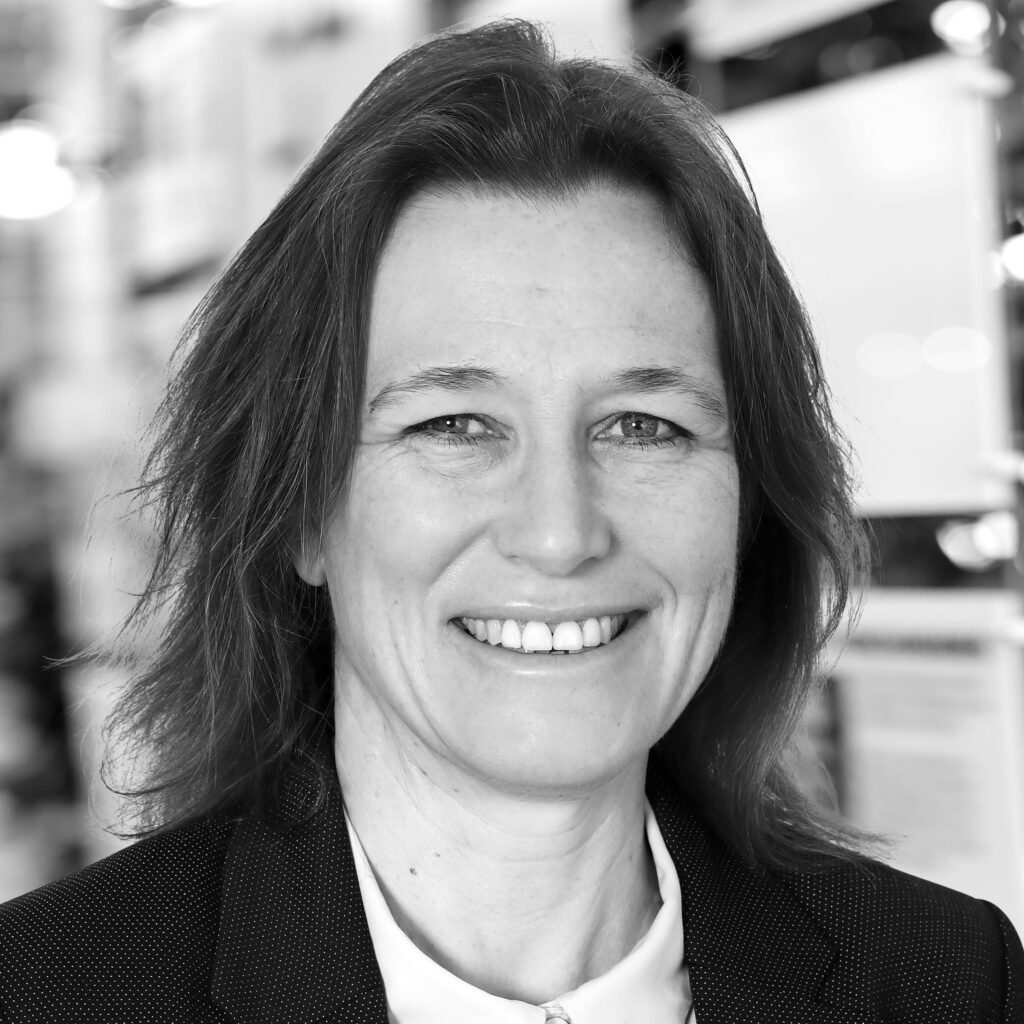 Porträtt foto av Anna Graf för 100-listan