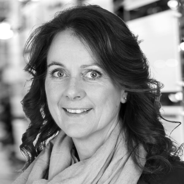 Porträttfoto av Carina Persson för 100-listan