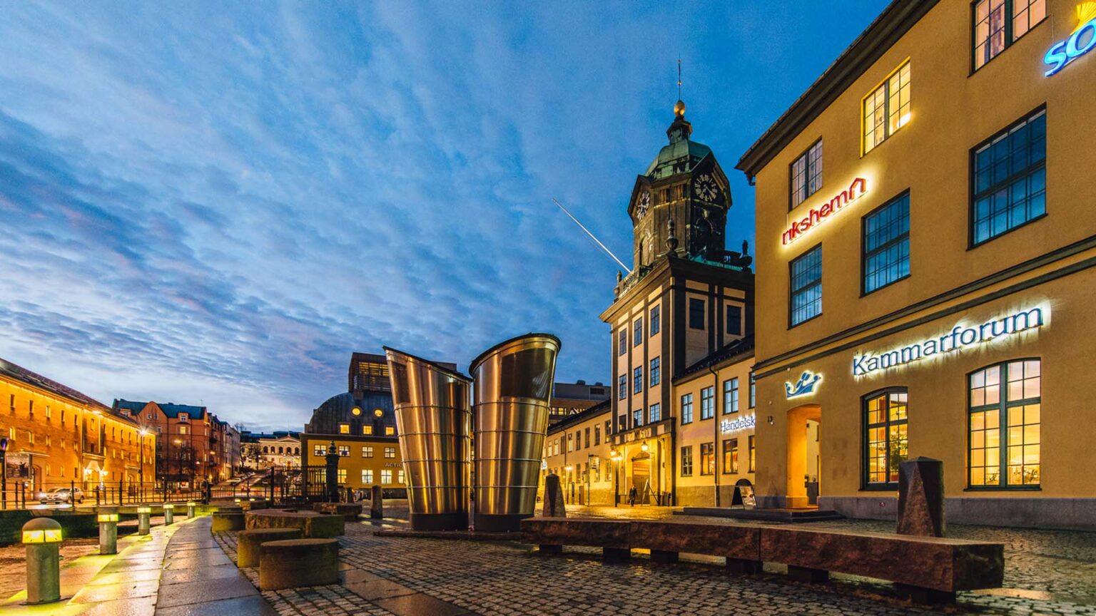 Fasadbild på Östsvenska Handelskammarens mötesplats Kammarforum i Norrköping.