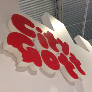 Styrofoam med tekstl og logo
